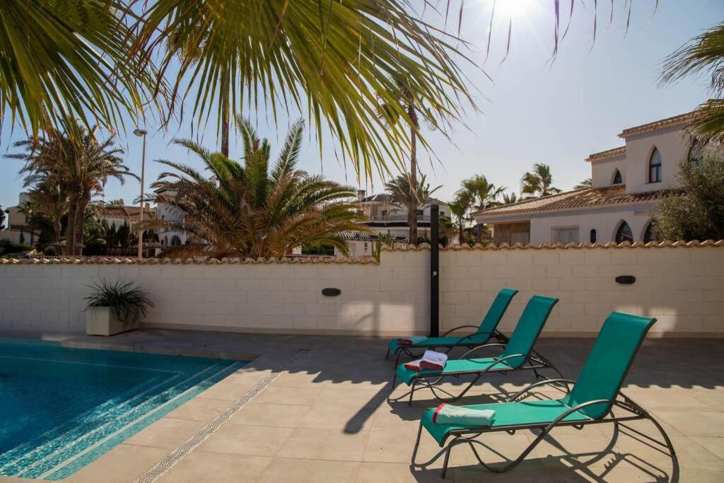 Villa La Zenia Orihuela Exterior photo